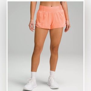 Lululemon Hotty Hot Shorts Low Rise 2.5”